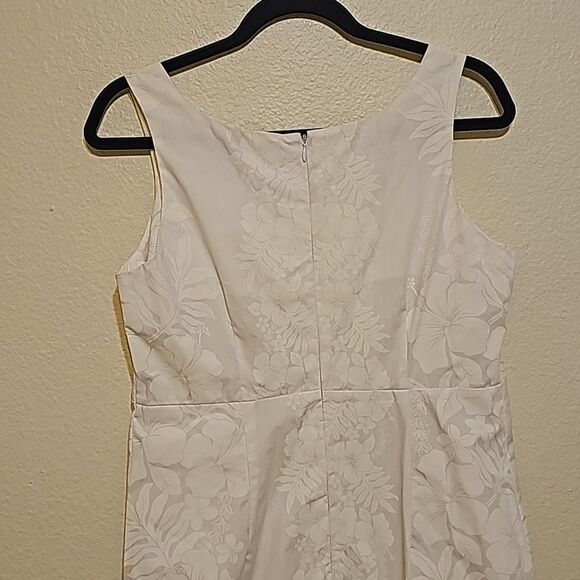 Hilo Hattie - The Hawaiian Original white embossed dress size M - Picture 4 of 10